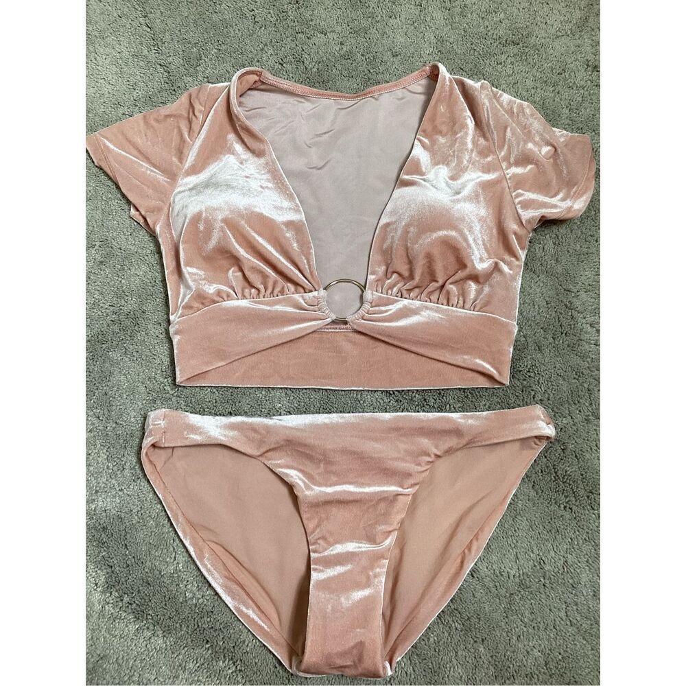 New. Robin Piccone blush stretchy velour bikini set. Small. Retails $189 - Picture 8 of 10